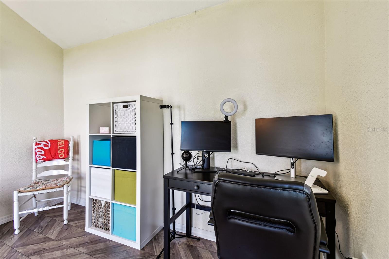 Listing photo id 55 for 111 Ida Street