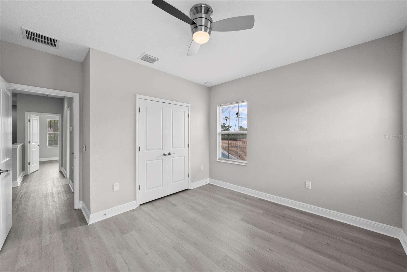 Image 25 of 45 For 1432 49th Avenue N