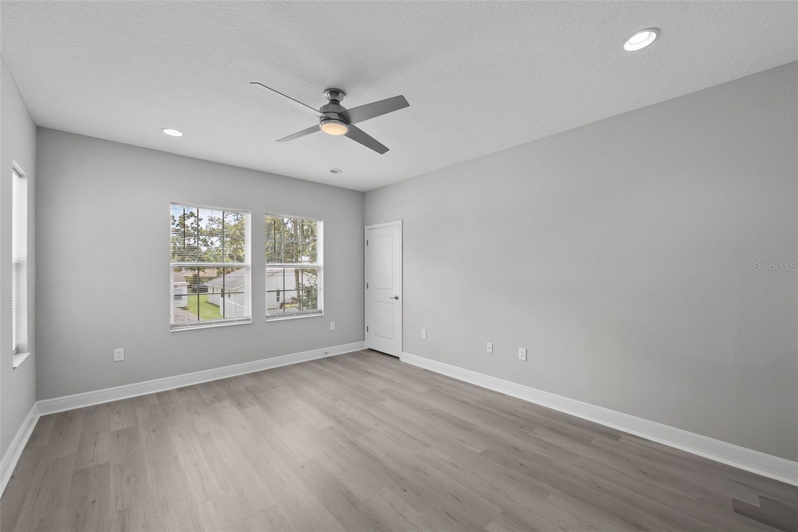 Image 33 of 45 For 1432 49th Avenue N