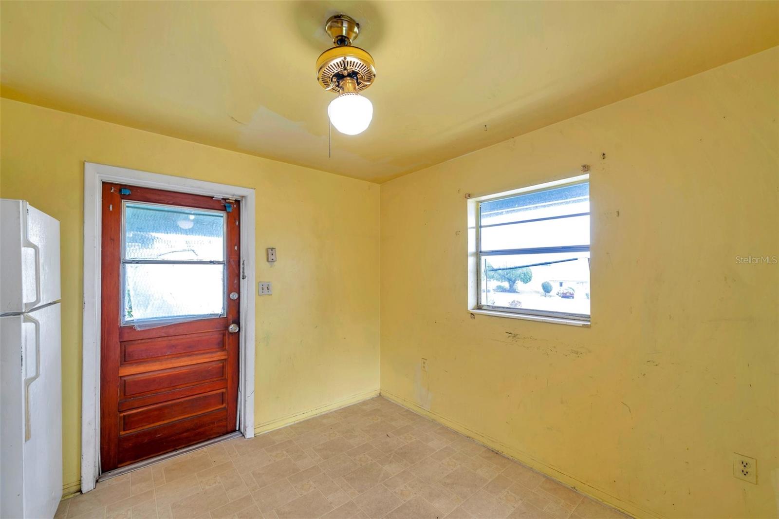 Image 10 of 32 For 928 13th Street