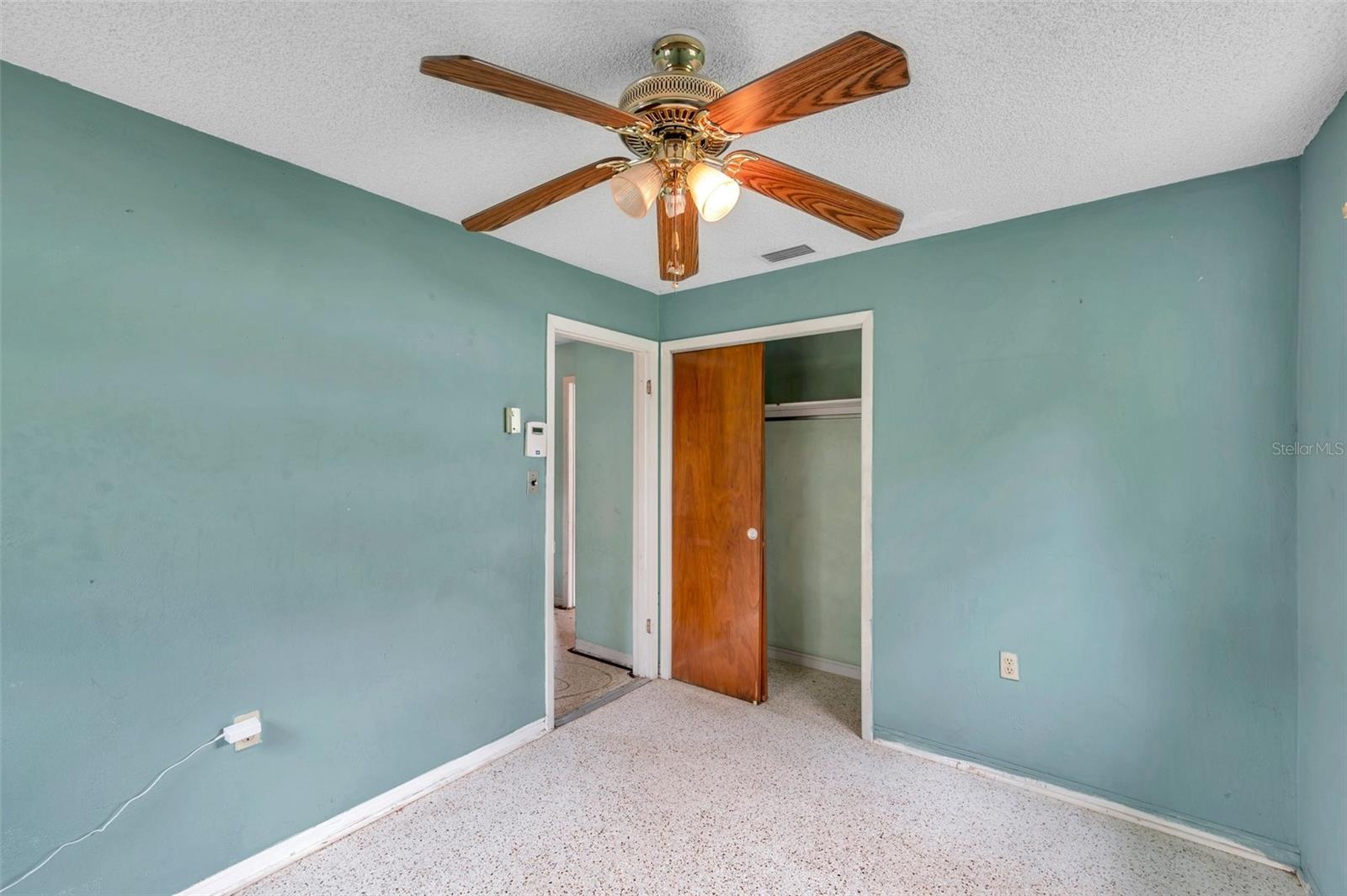 Image 13 of 32 For 928 13th Street