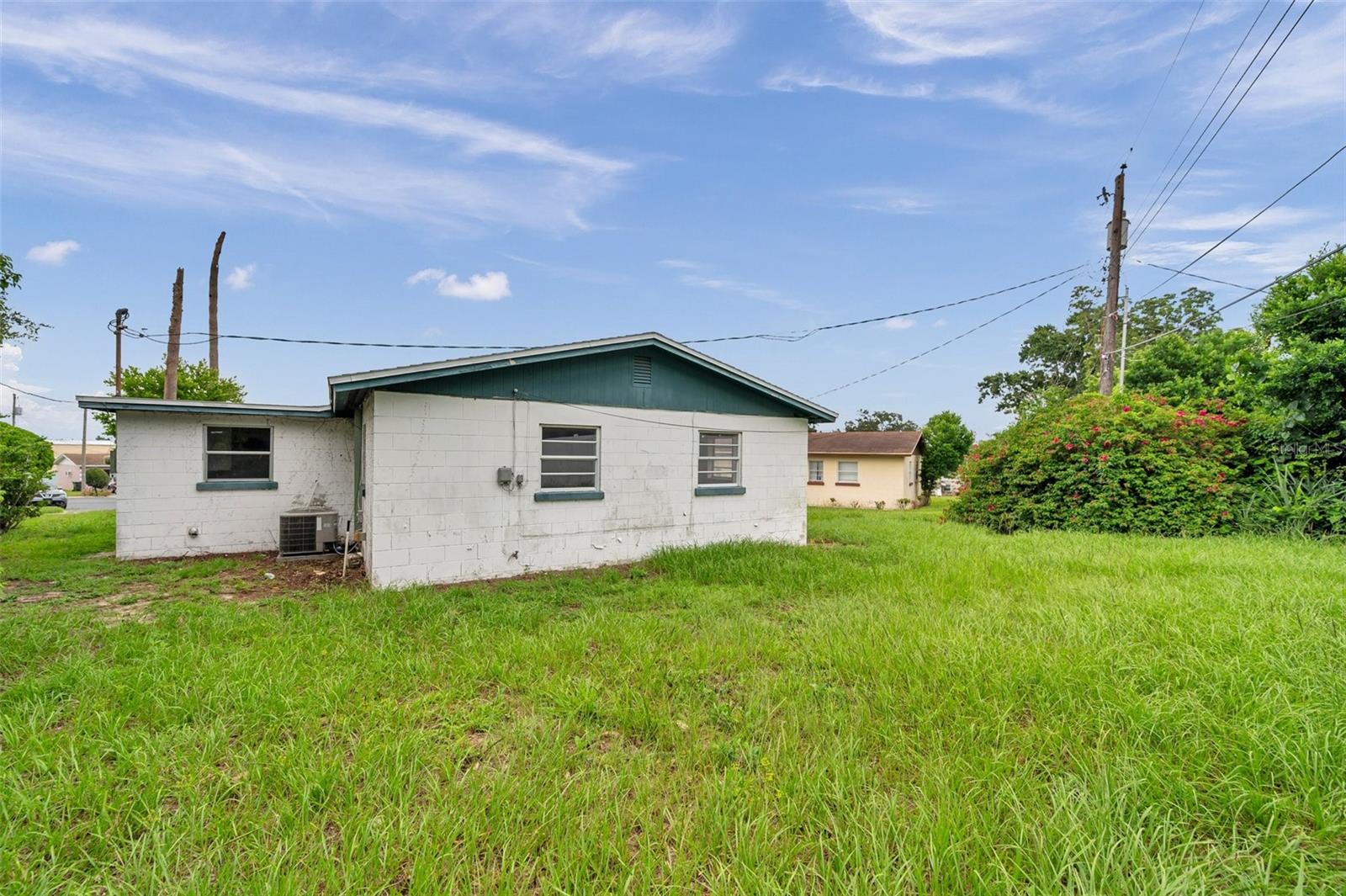 Image 26 of 32 For 928 13th Street