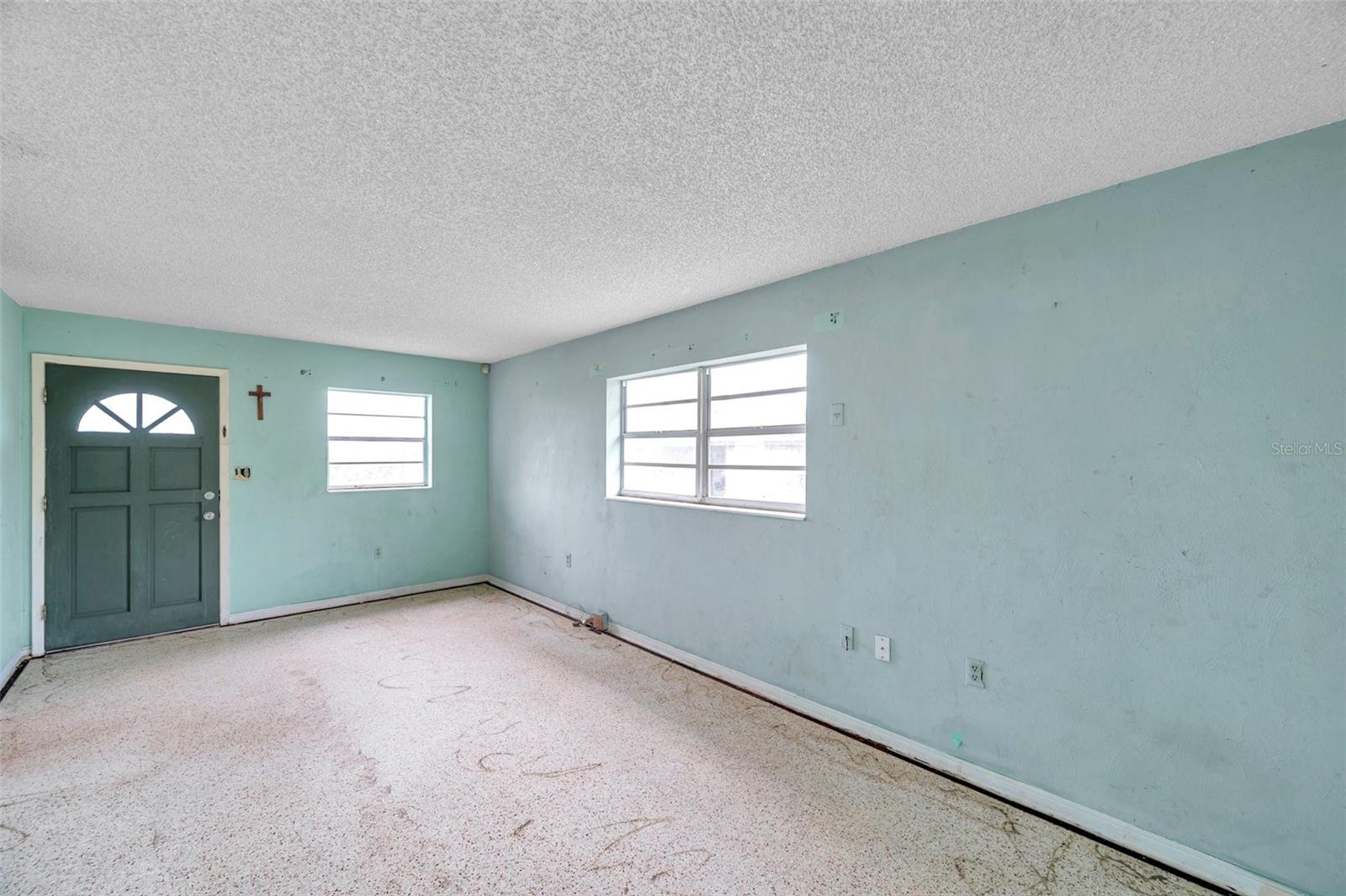 Image 5 of 32 For 928 13th Street