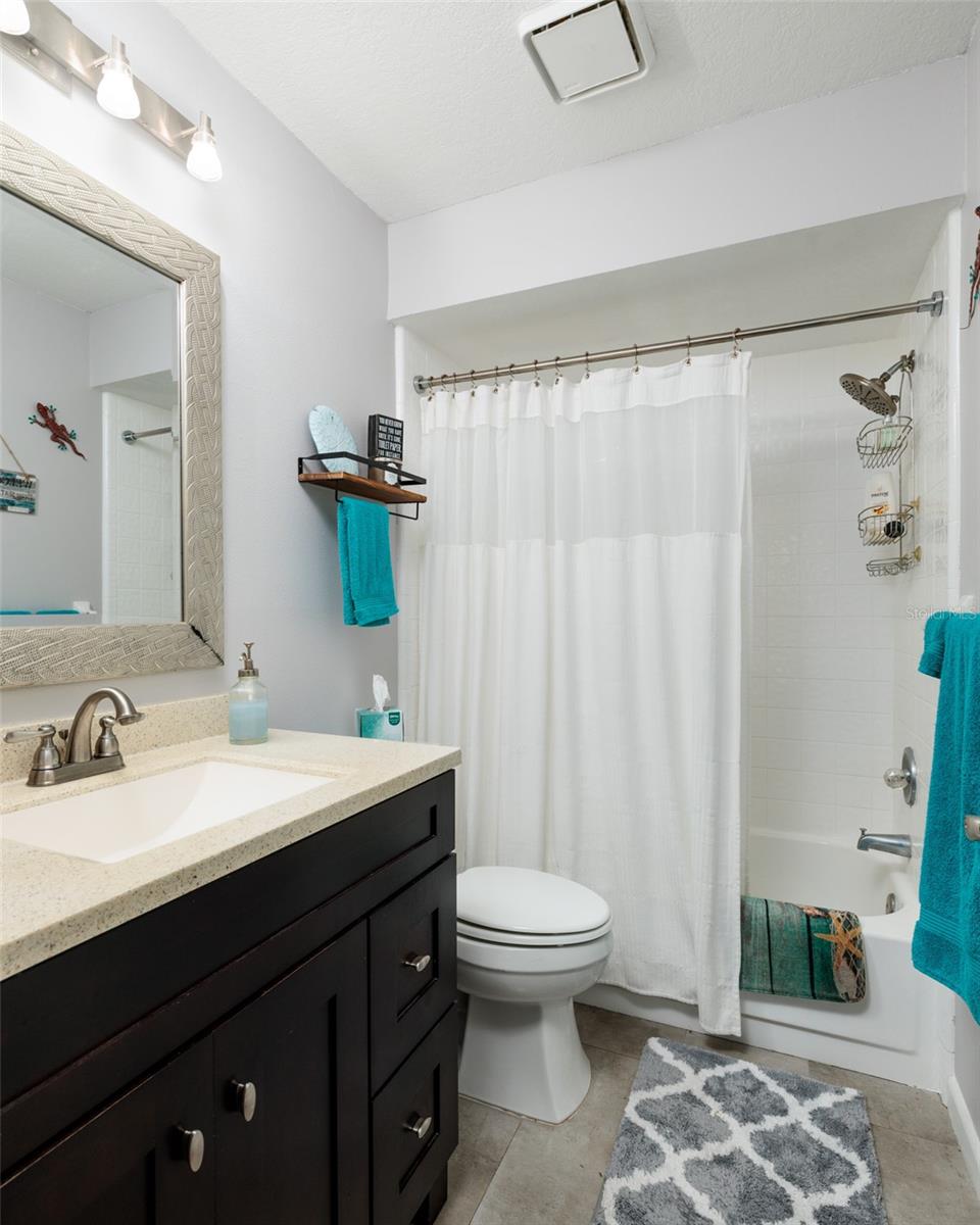 Image 12 of 40 For 731 Caya Costa Court Ne