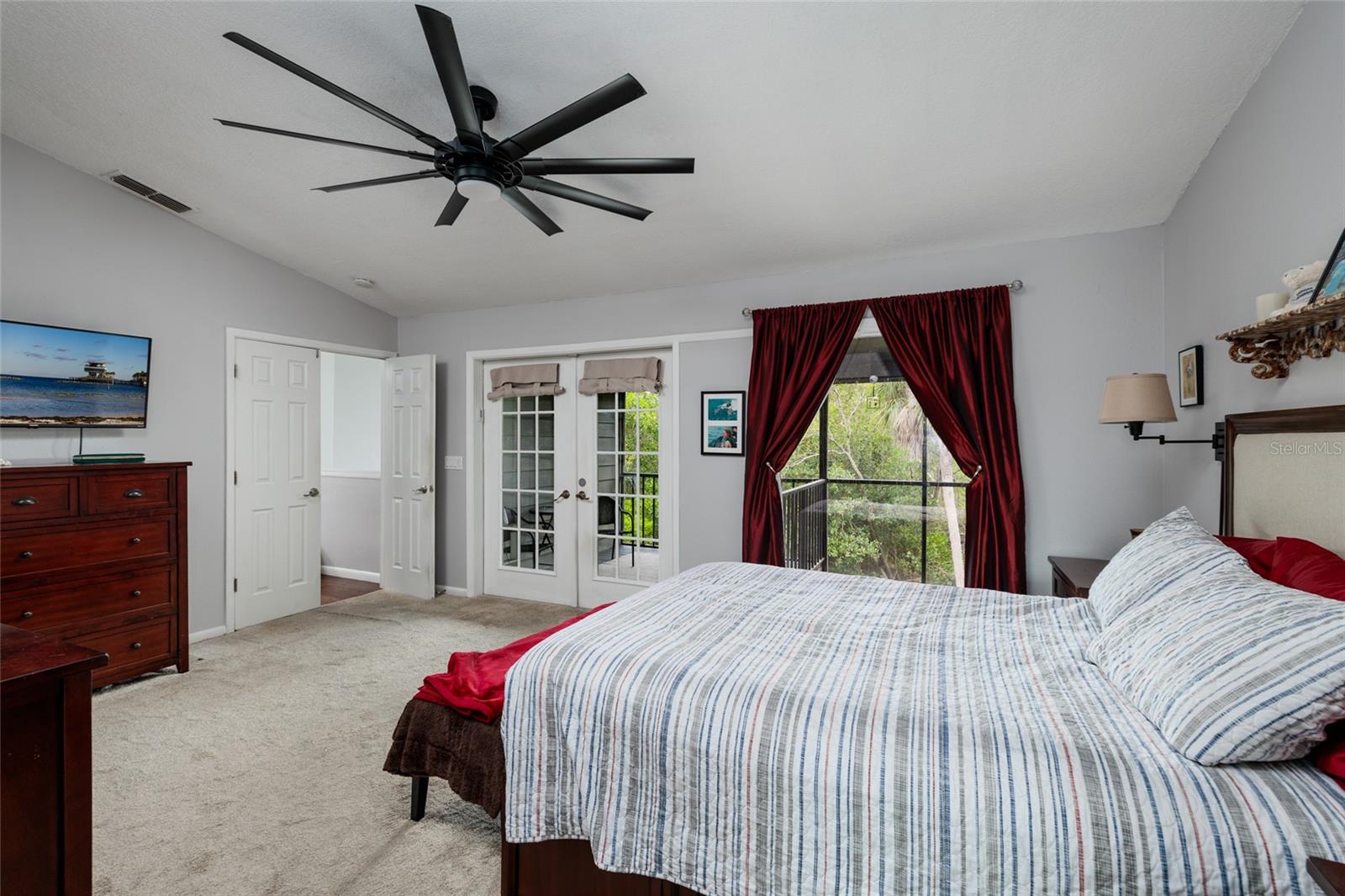 Image 15 of 40 For 731 Caya Costa Court Ne
