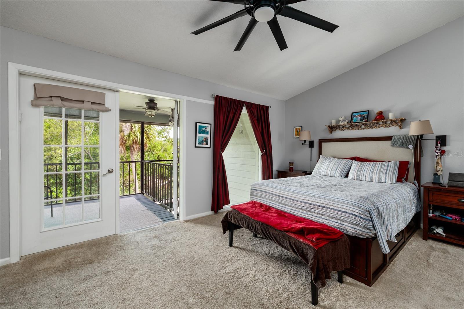Image 16 of 40 For 731 Caya Costa Court Ne