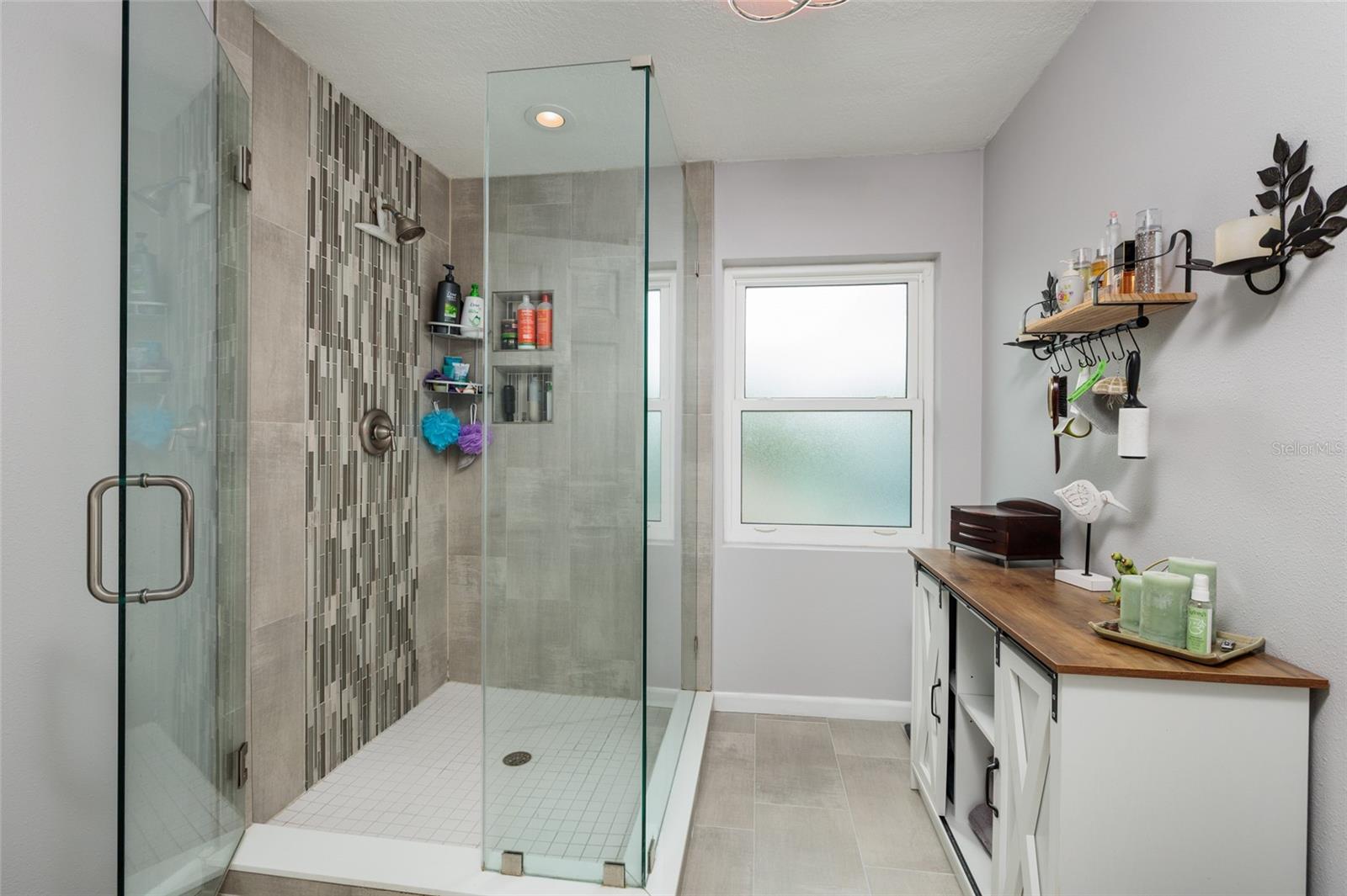 Image 20 of 40 For 731 Caya Costa Court Ne