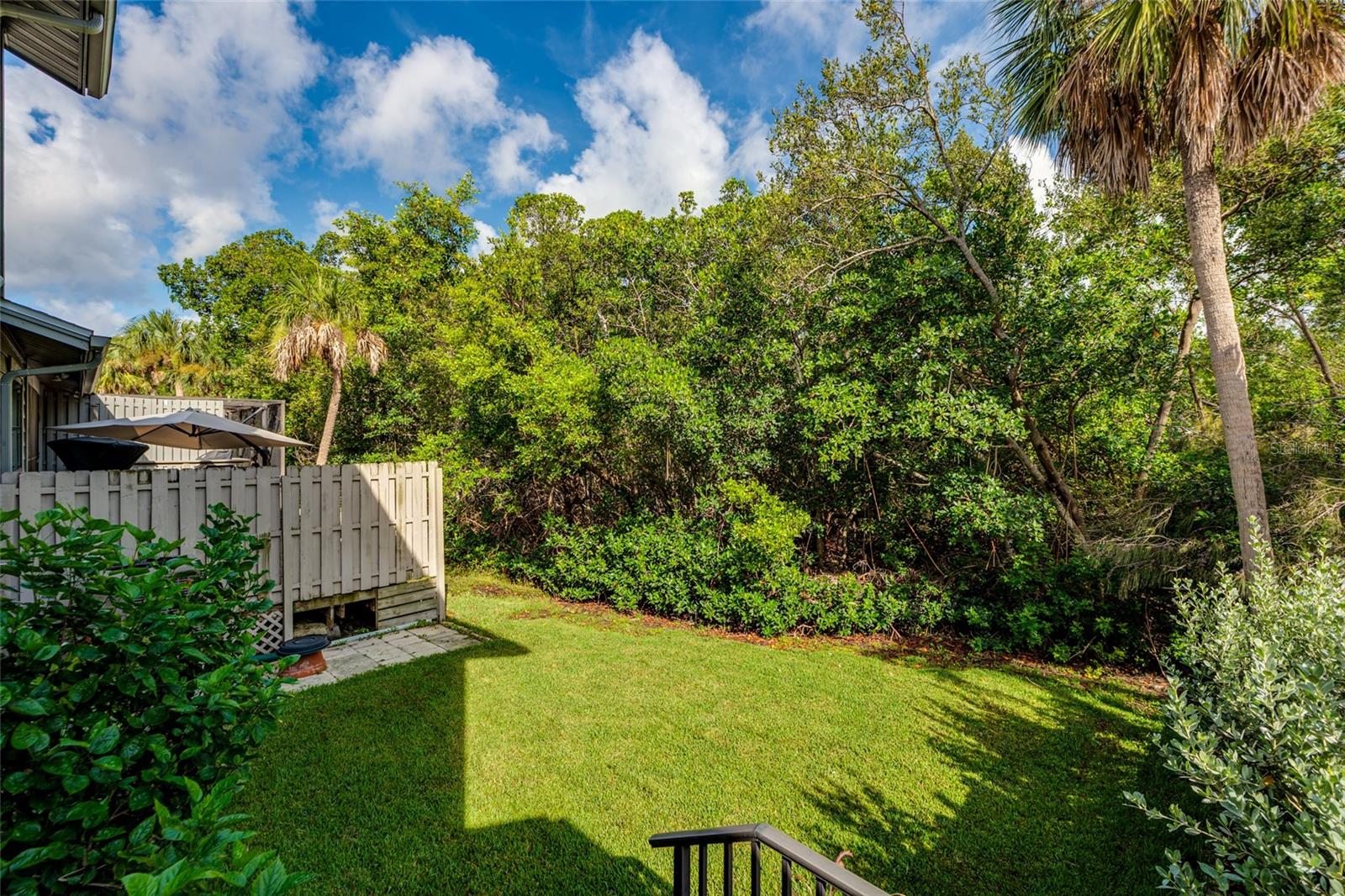Image 28 of 40 For 731 Caya Costa Court Ne