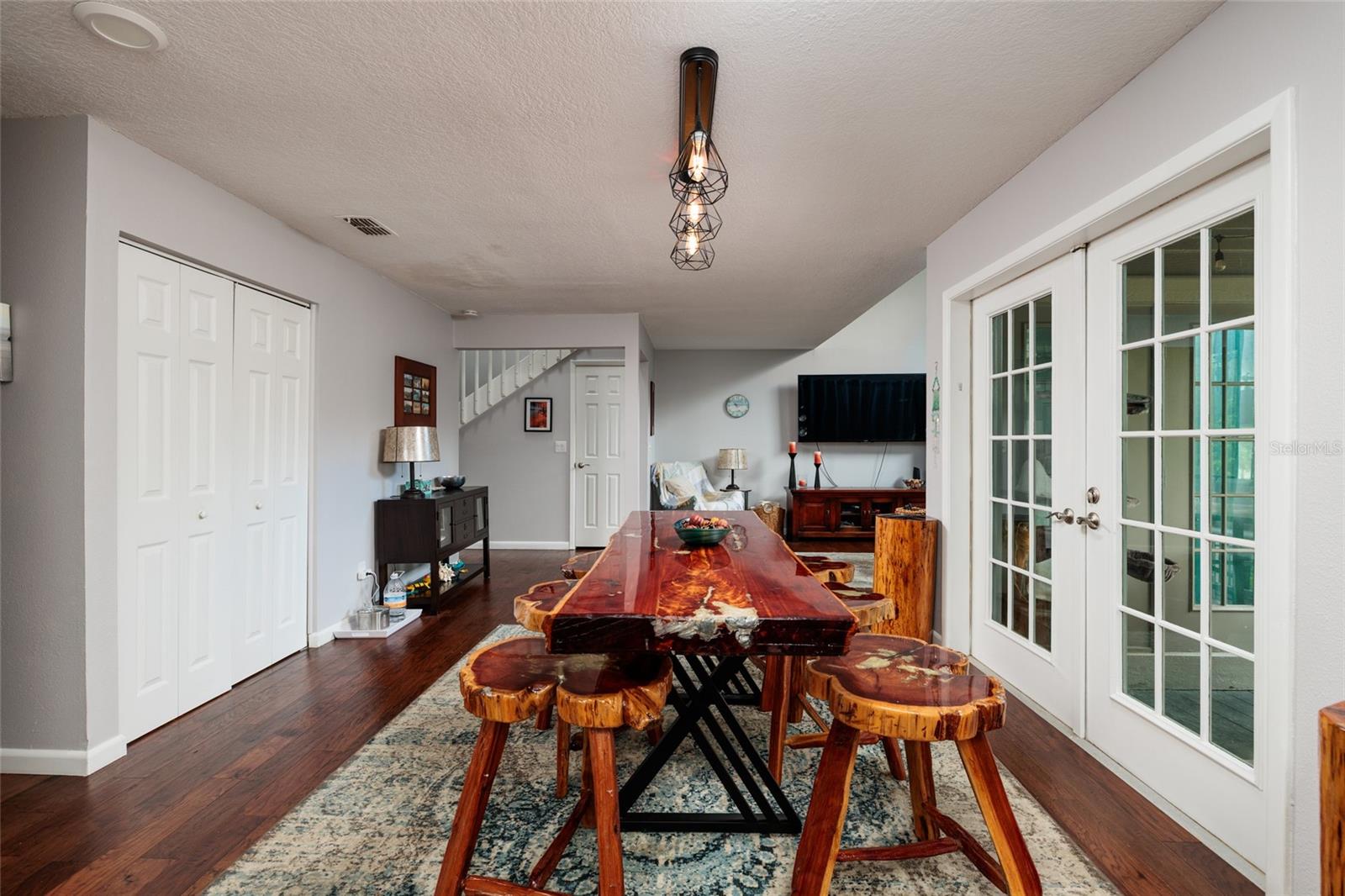 Image 7 of 40 For 731 Caya Costa Court Ne