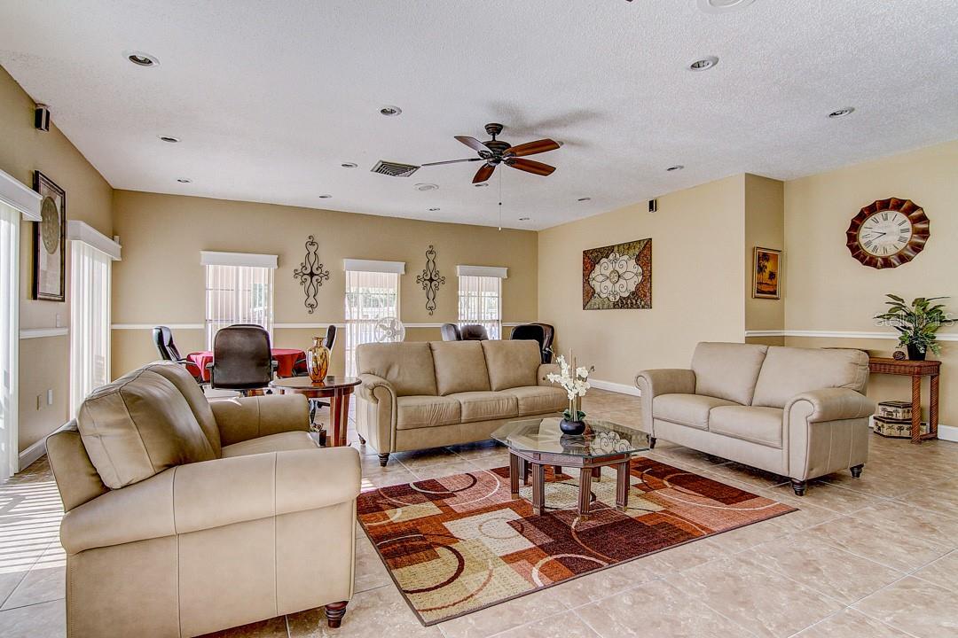 Listing photo id 36 for 2970 Feather Drive