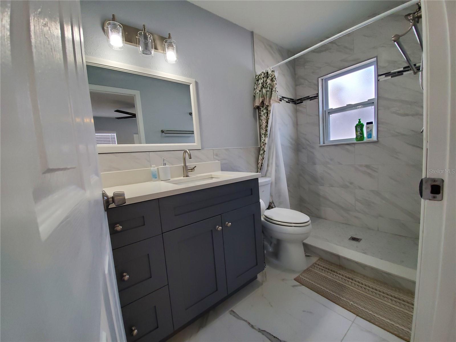 Image 11 of 75 For 4119 Nassau Street