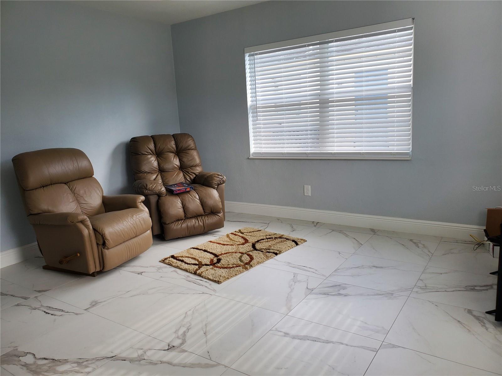 Image 36 of 75 For 4119 Nassau Street