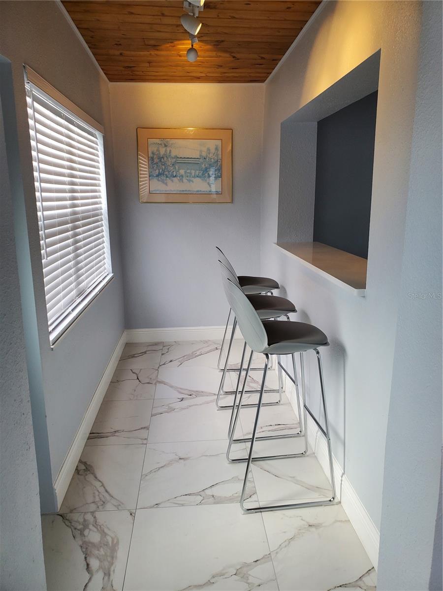 Image 41 of 75 For 4119 Nassau Street