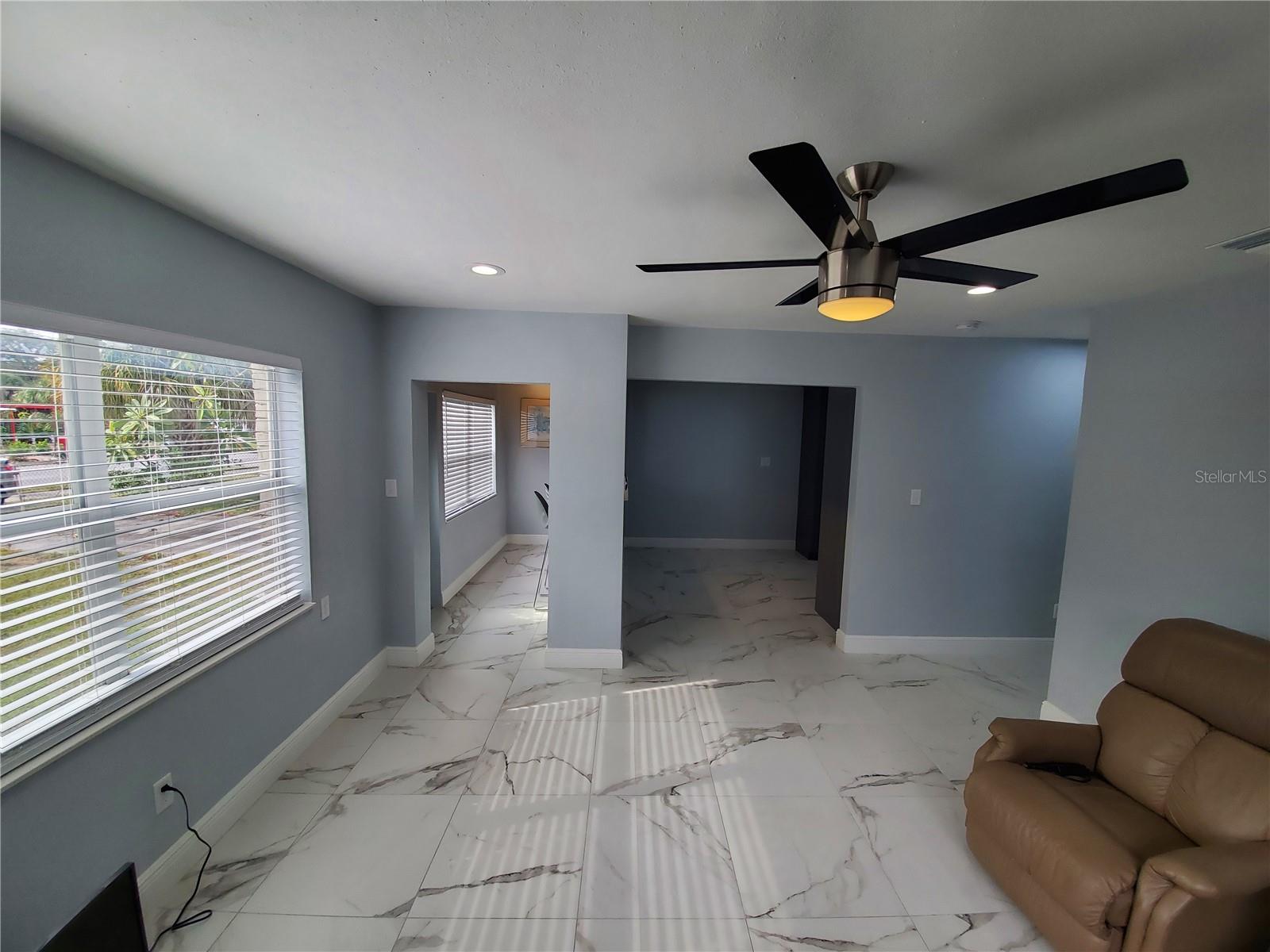 Image 43 of 75 For 4119 Nassau Street