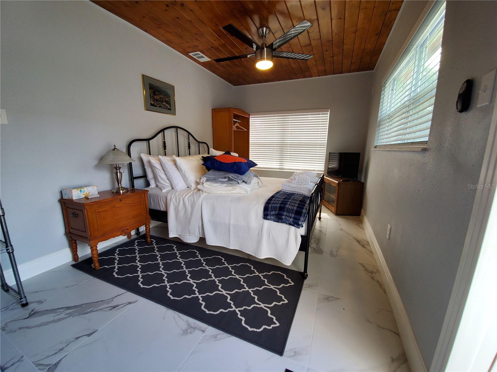 Image 57 of 75 For 4119 Nassau Street