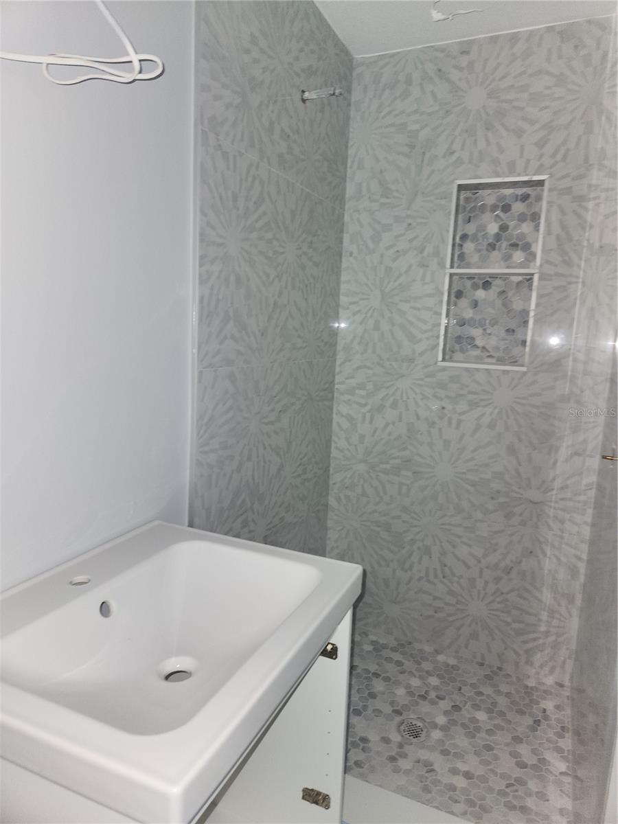 Image 68 of 75 For 4119 Nassau Street