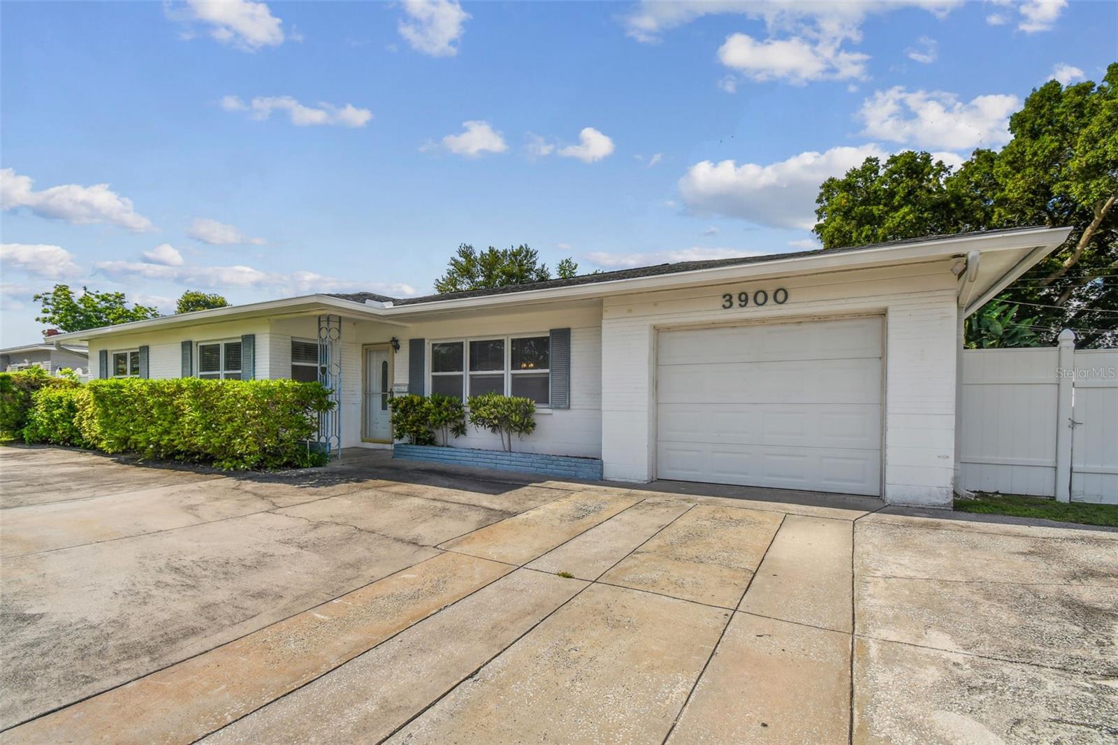 Image 20 of 89 For 3900 23rd Avenue N