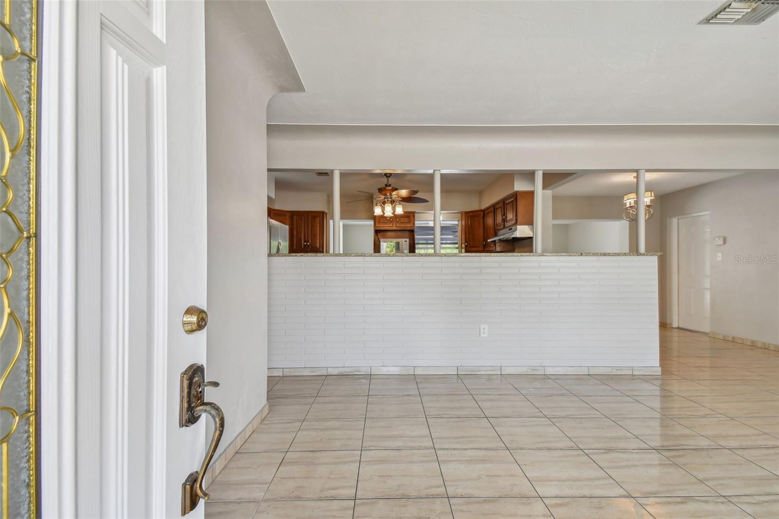 Image 24 of 89 For 3900 23rd Avenue N