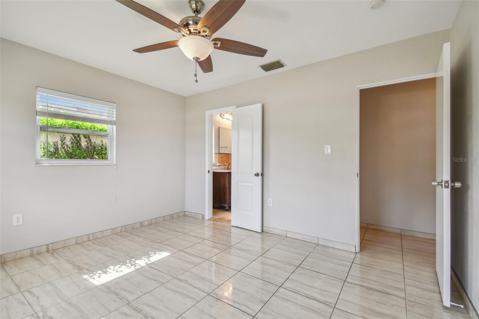 Image 61 of 89 For 3900 23rd Avenue N