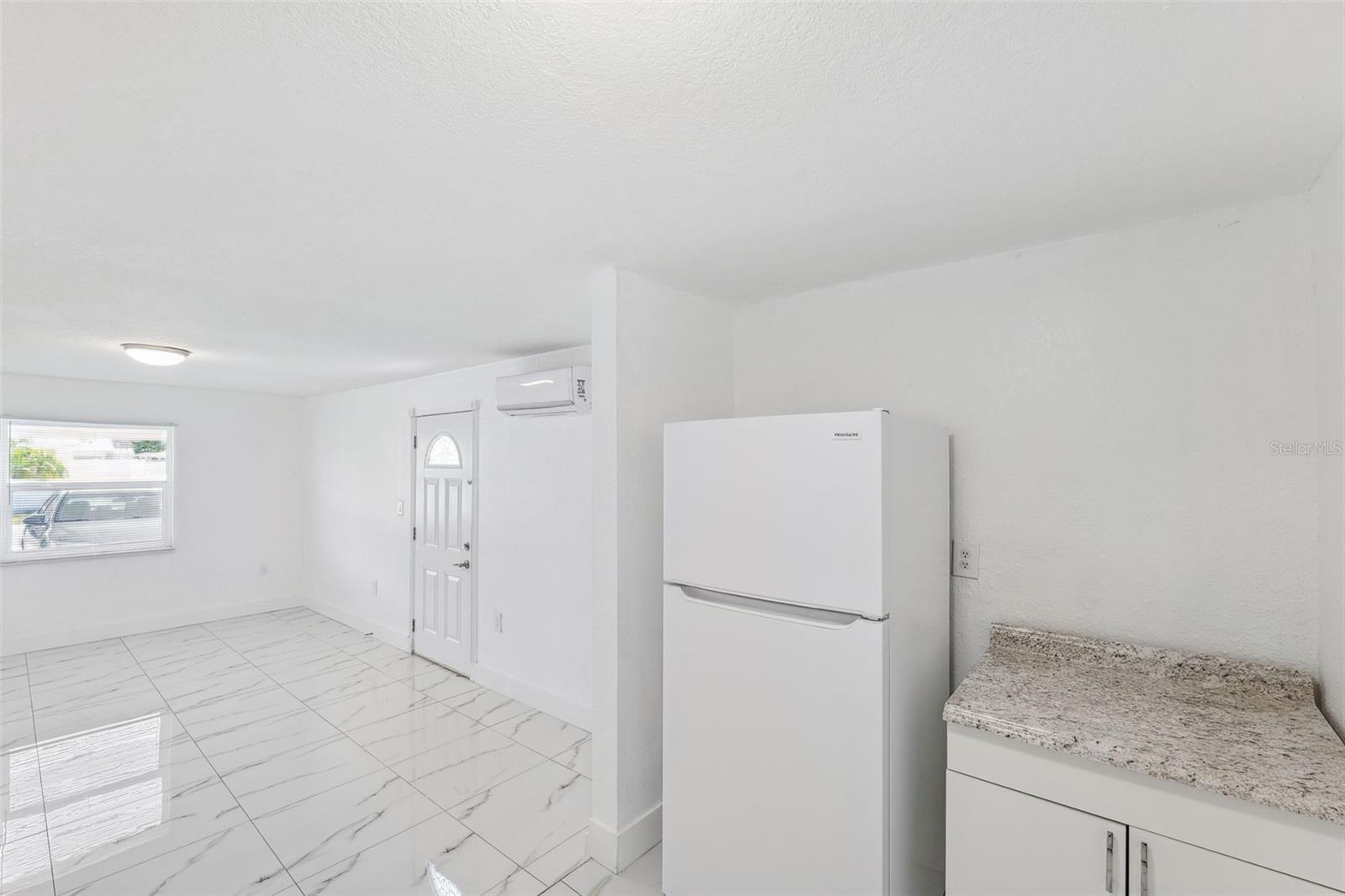 Image 16 of 27 For 6010 Blossom Avenue