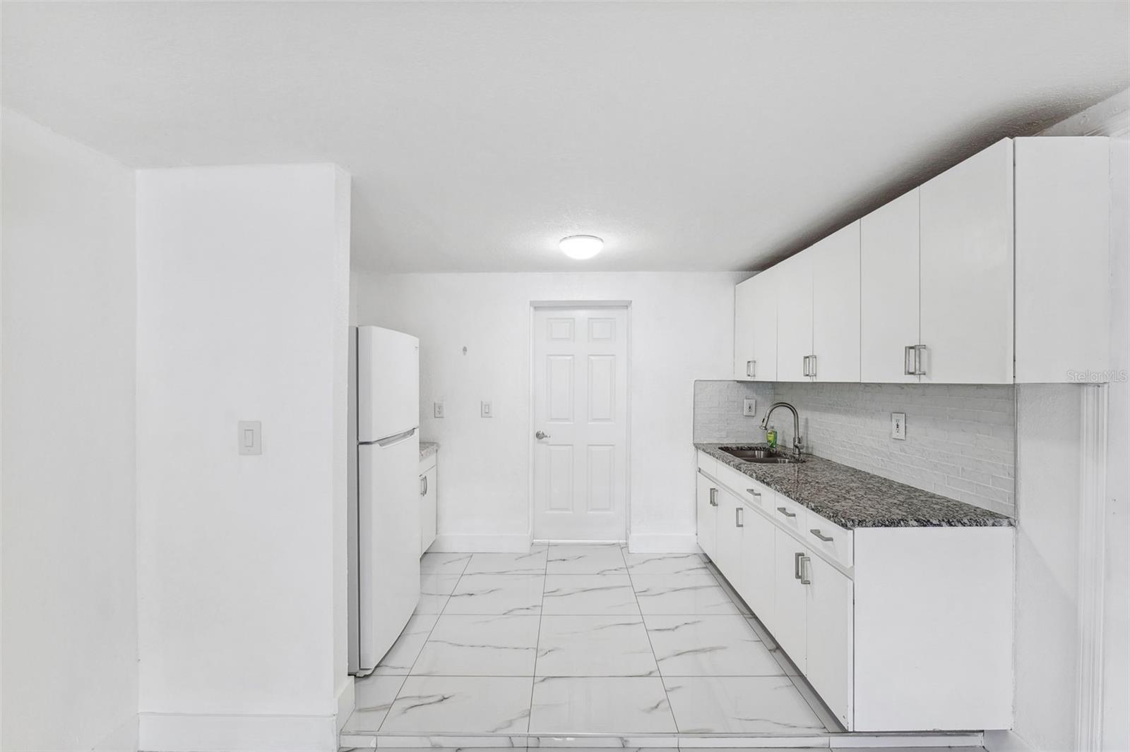 Image 18 of 27 For 6010 Blossom Avenue