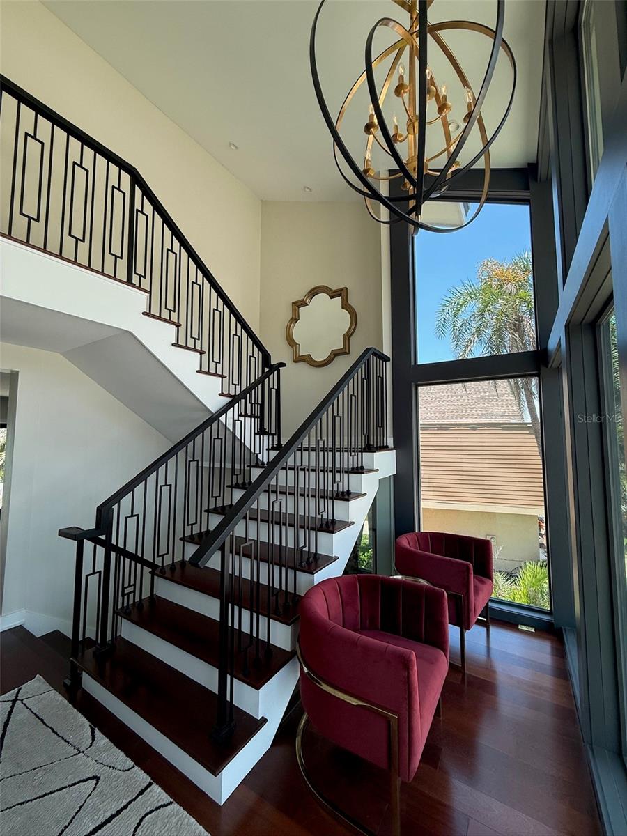Listing photo id 26 for 850 59th Avenue