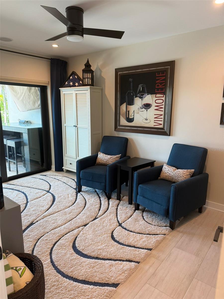 Listing photo id 1 for 850 59th Avenue