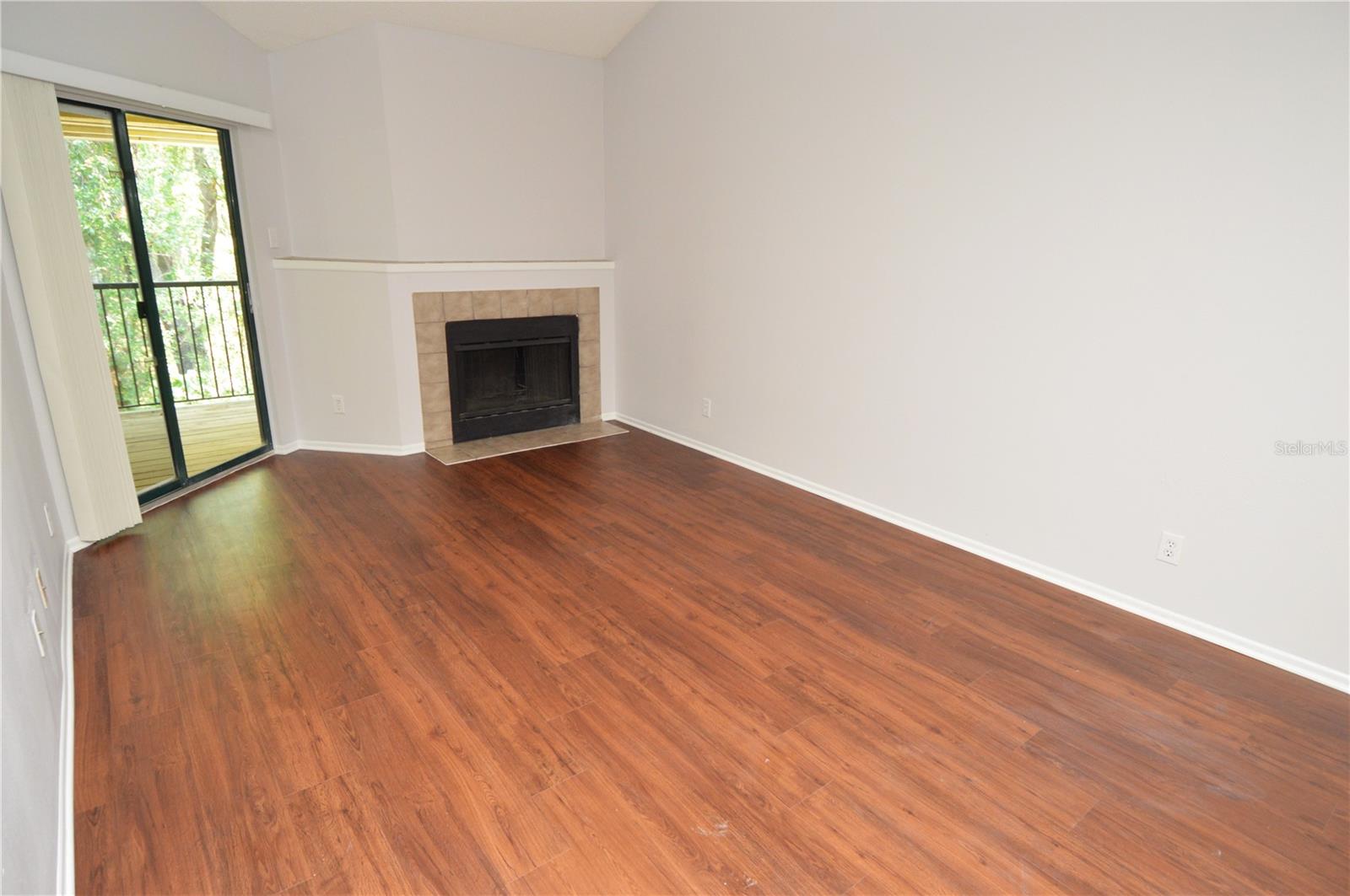 Image 16 of 90 For 8630 Mallard Reserve Drive 205