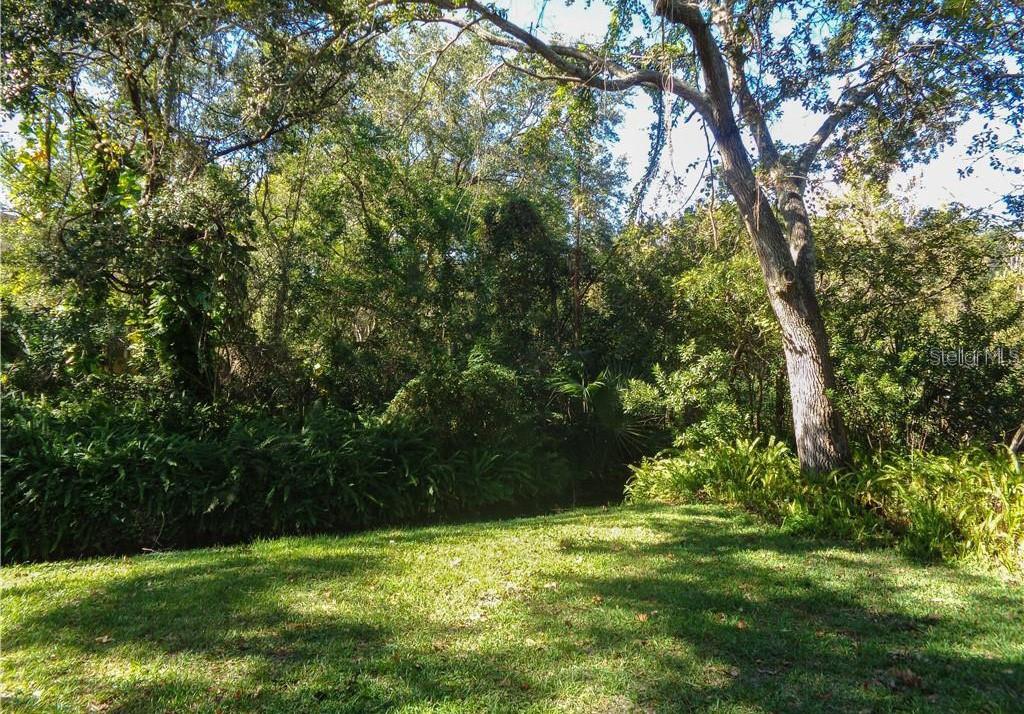 Image 42 of 90 For 8630 Mallard Reserve Drive 205