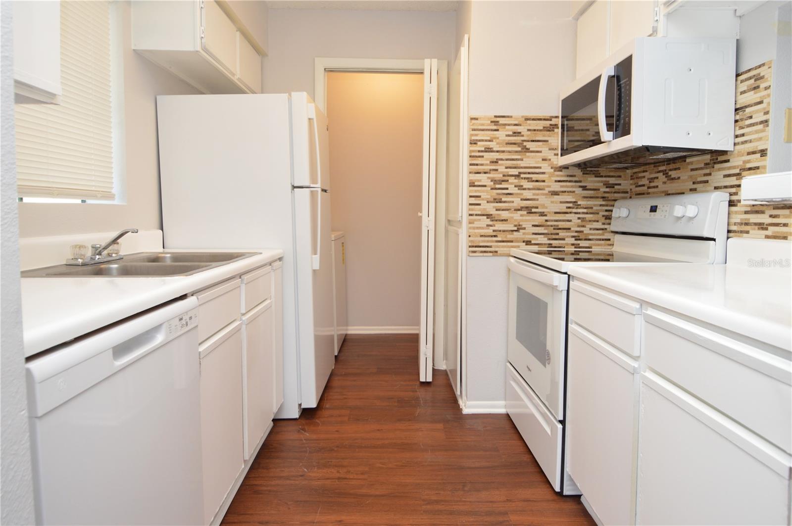 Image 7 of 90 For 8630 Mallard Reserve Drive 205