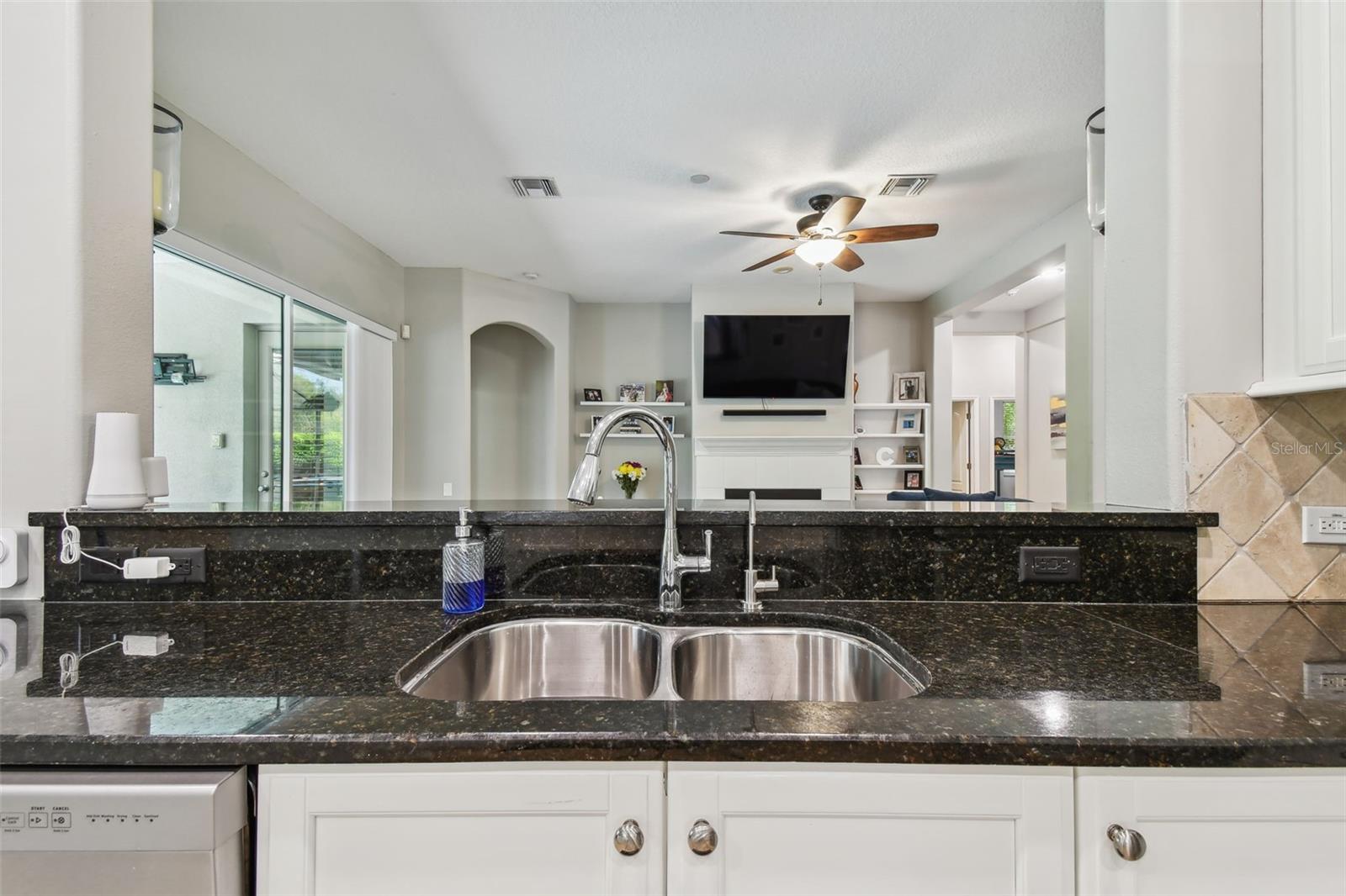 Image 34 of 88 For 3025 Naughton Way