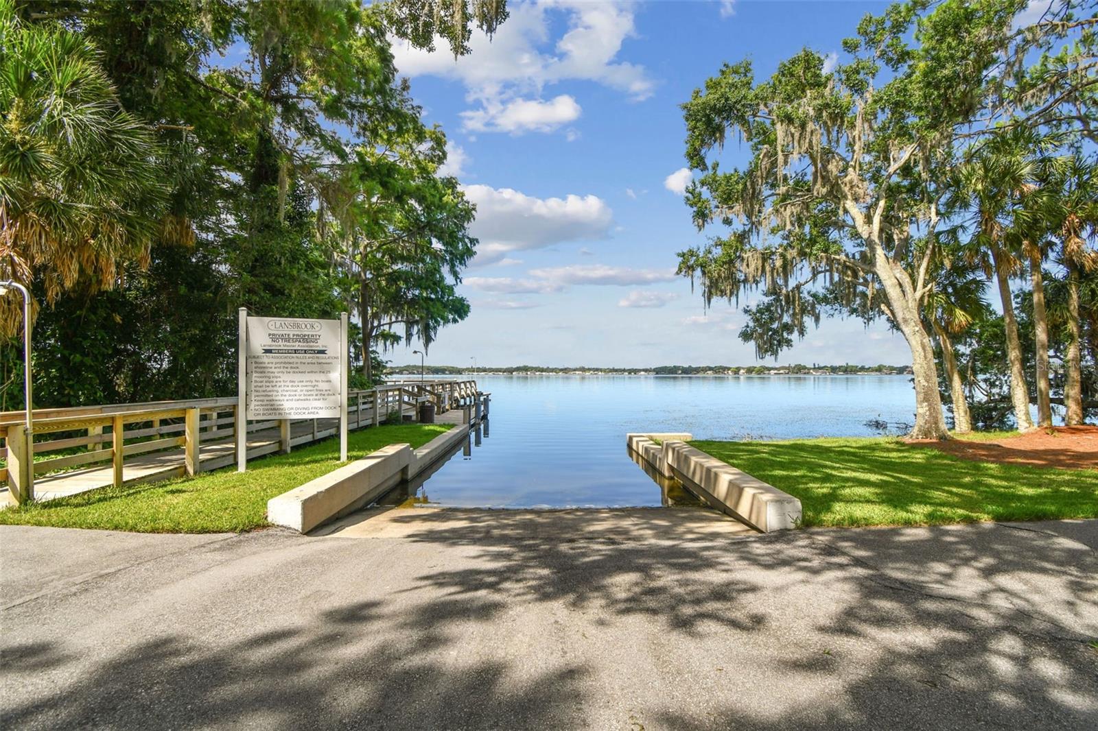 Listing photo id 87 for 3025 Naughton Way