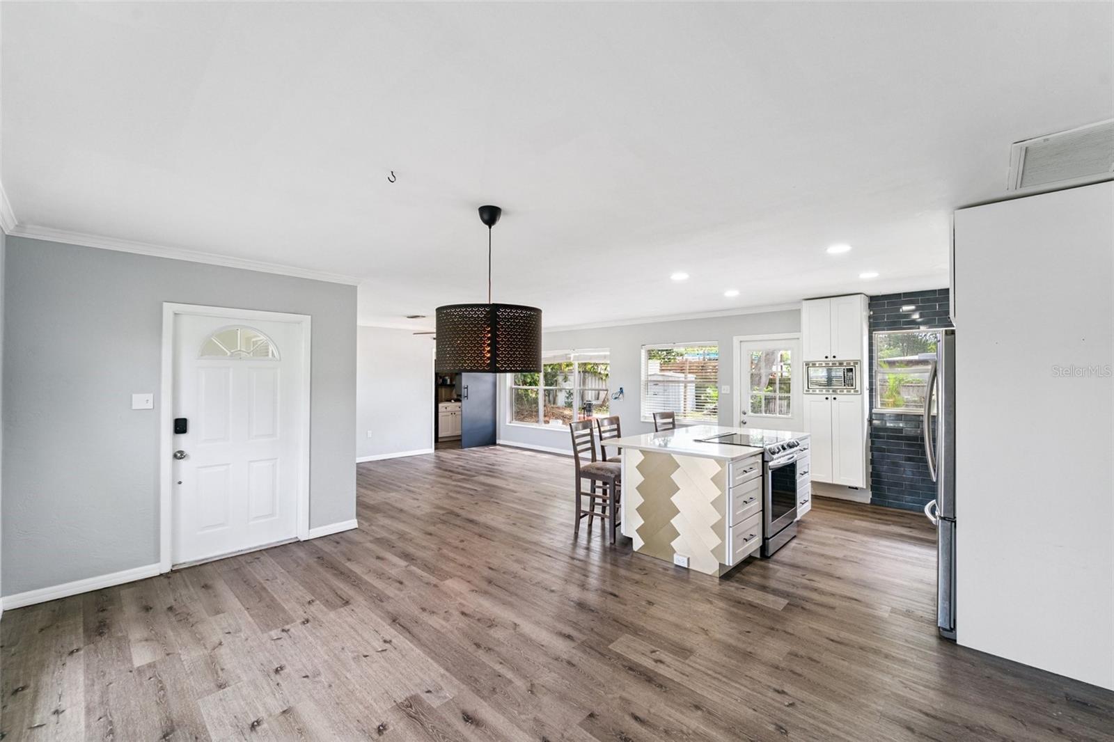 Image 5 of 26 For 2153 75th Way N