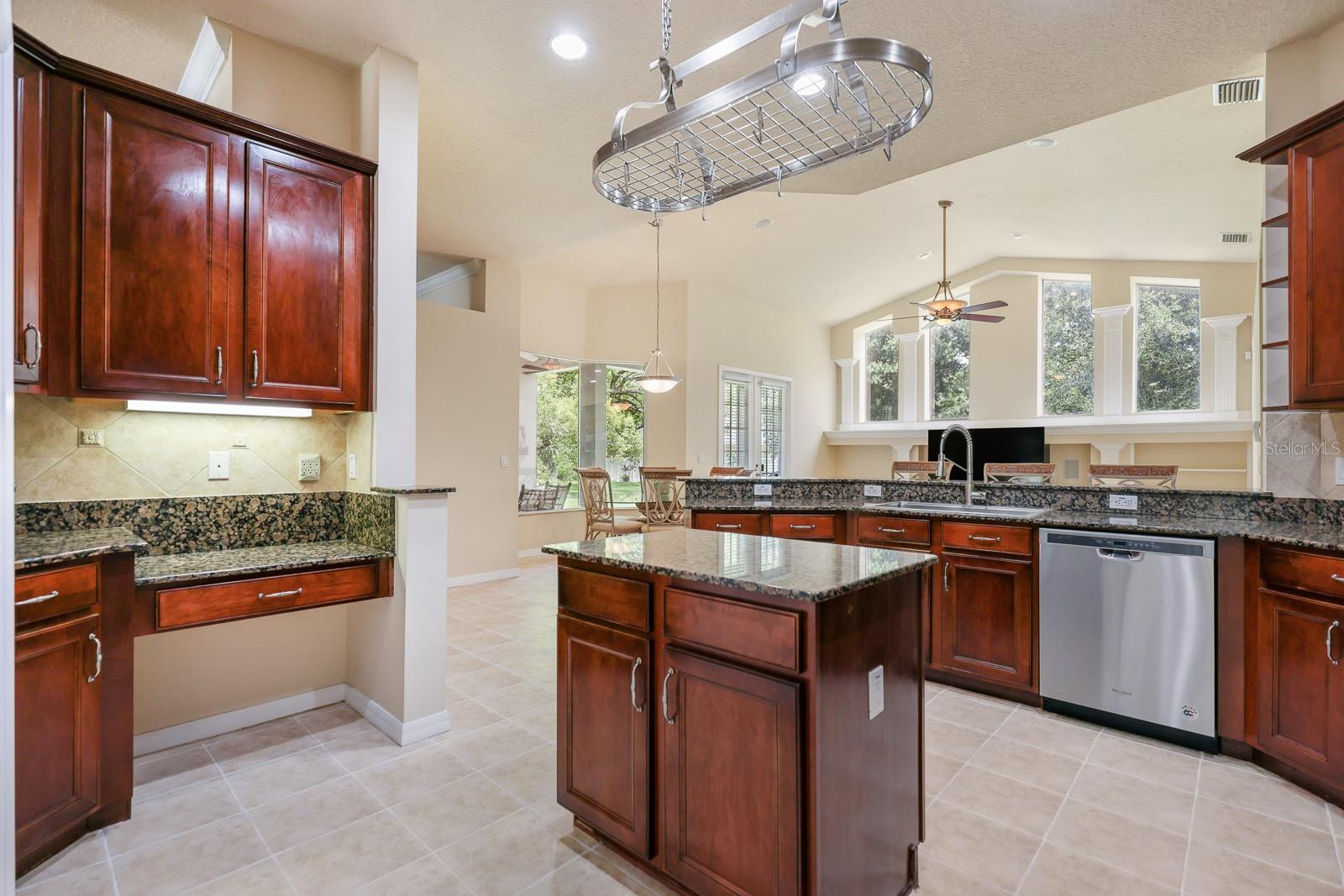 Image 10 of 39 For 5614 Lark Meadow Place