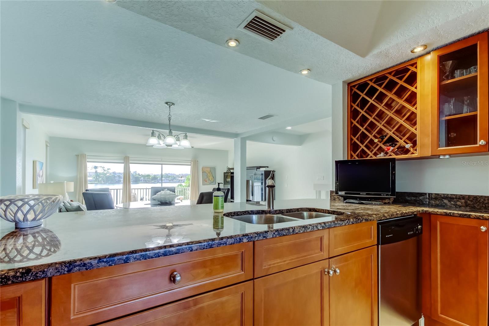 Image 15 of 46 For 135 92nd Avenue 5