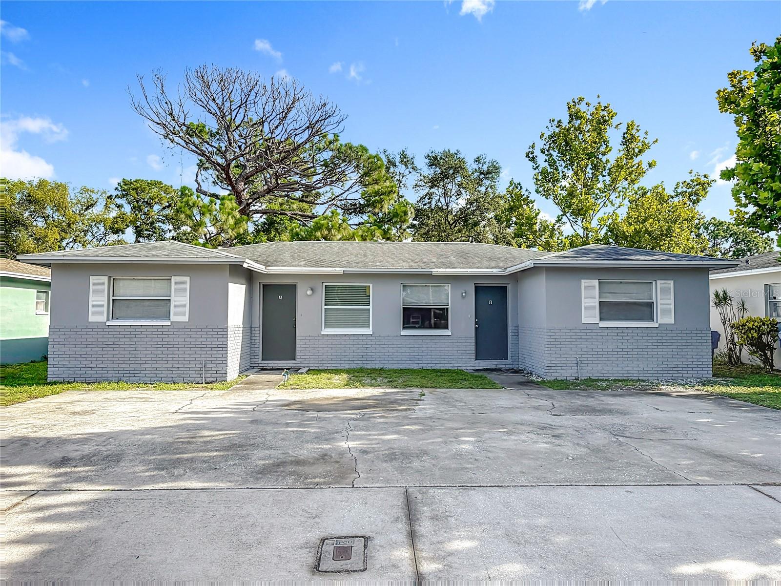 Image 2 of 40 For 2319 18th Avenue Sw
