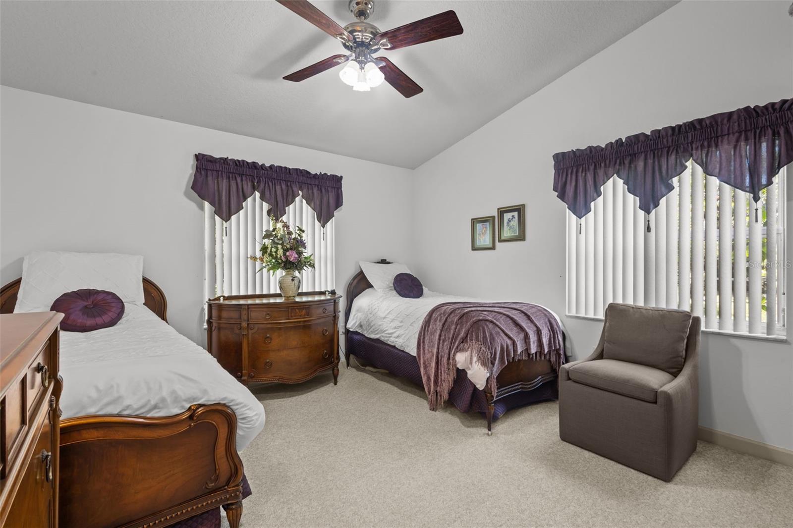 Image 22 of 53 For 7109 San Jose Loop