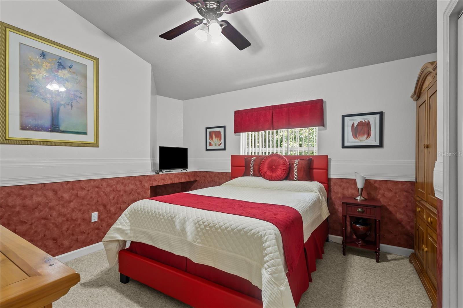 Image 23 of 53 For 7109 San Jose Loop