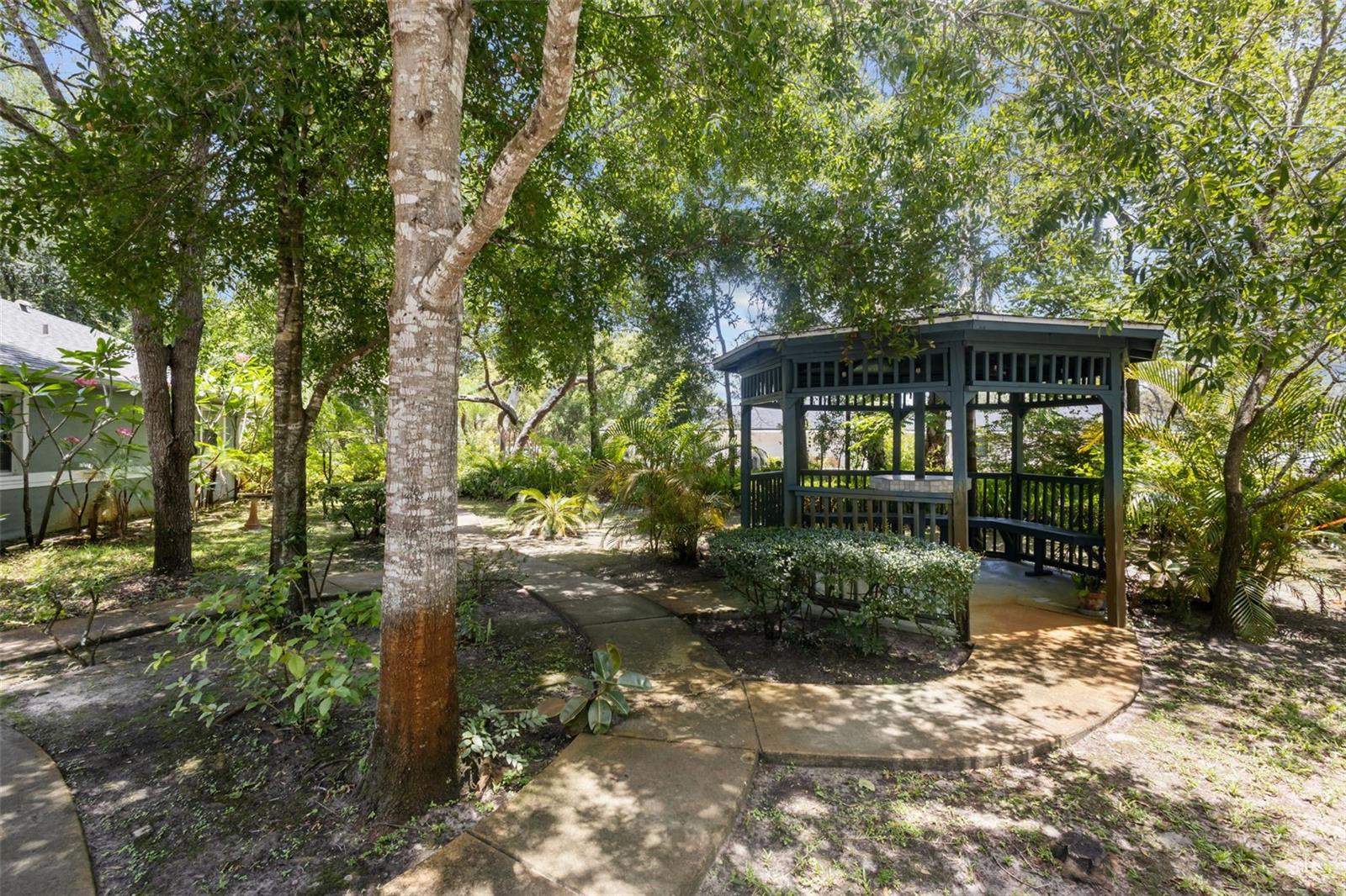 Image 32 of 53 For 7109 San Jose Loop
