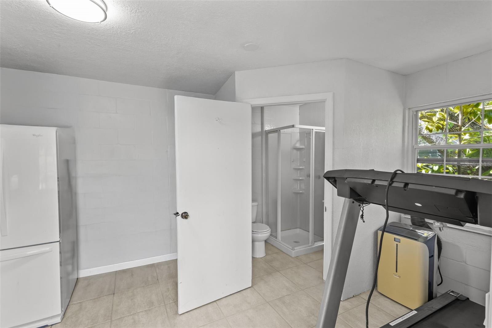 Image 40 of 53 For 7109 San Jose Loop