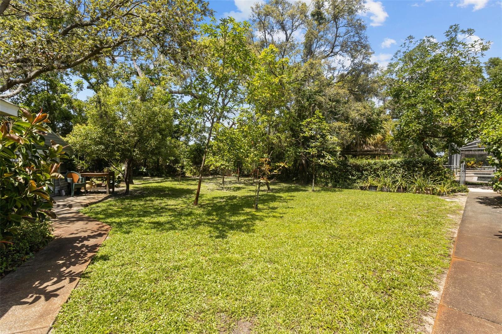Image 44 of 53 For 7109 San Jose Loop