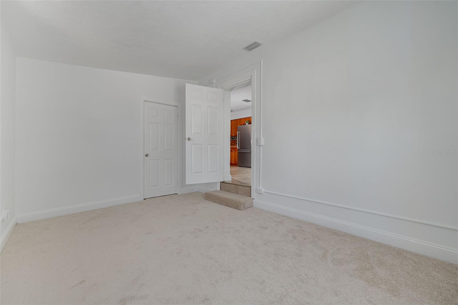 Image 15 of 27 For 5417 14th Avenue S