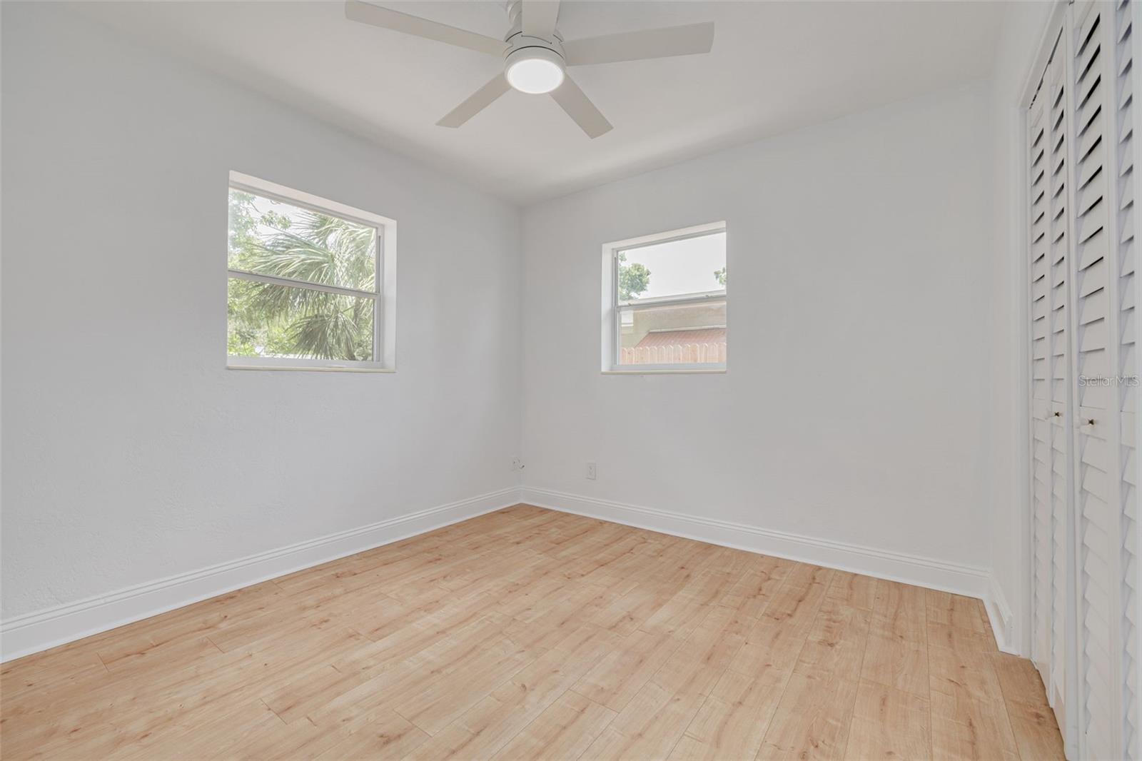 Image 19 of 27 For 5417 14th Avenue S