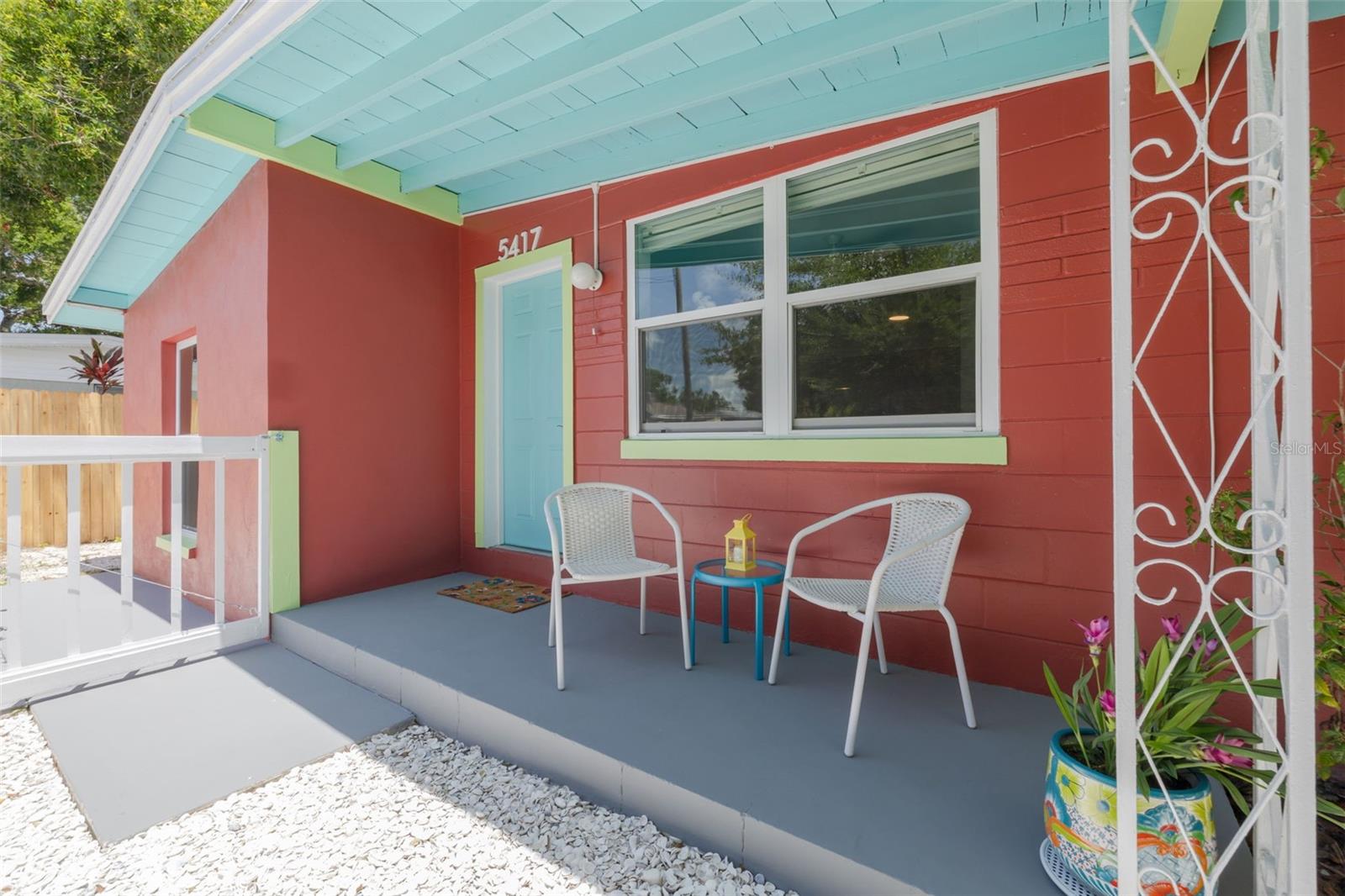 Image 4 of 27 For 5417 14th Avenue S