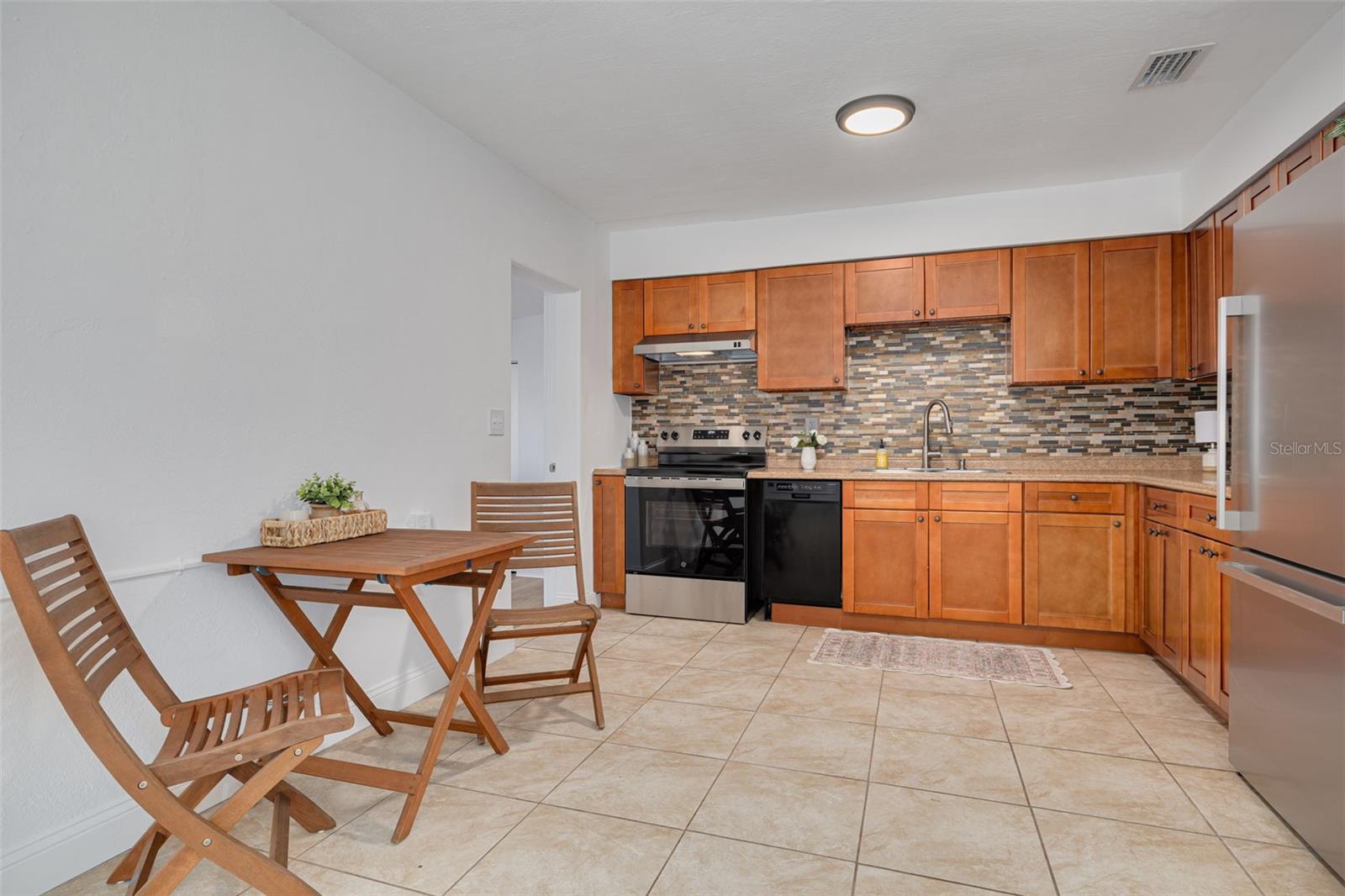 Image 8 of 27 For 5417 14th Avenue S
