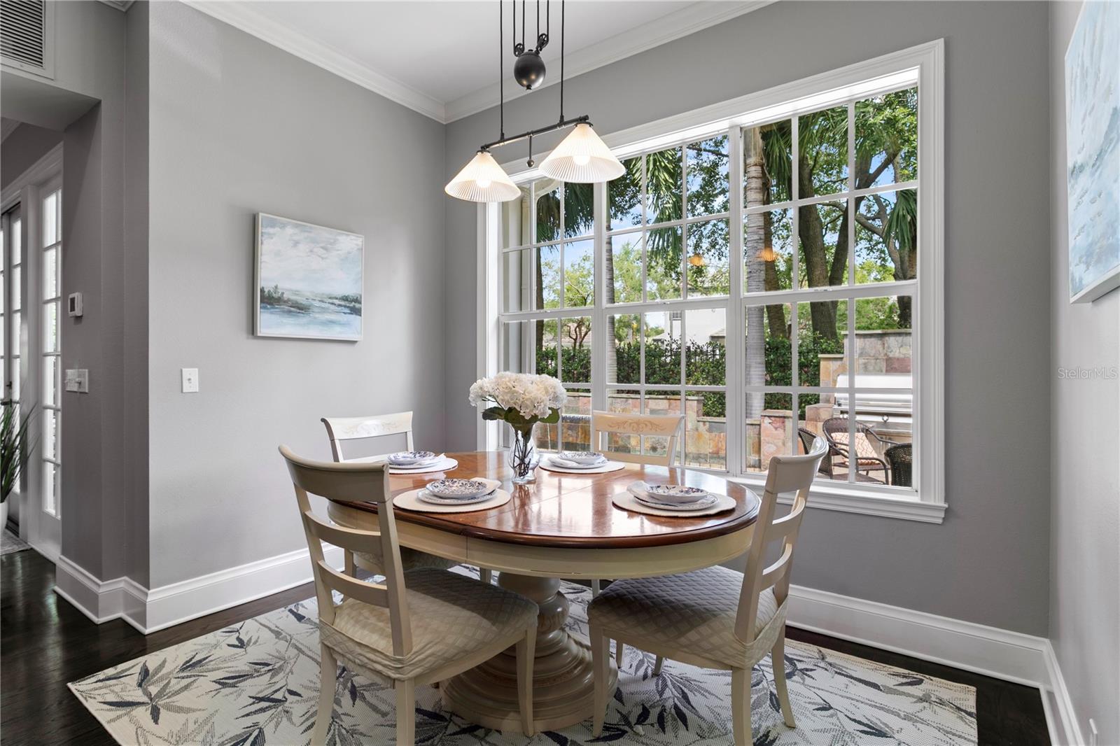 Listing photo id 32 for 901 Harbour Bay Drive