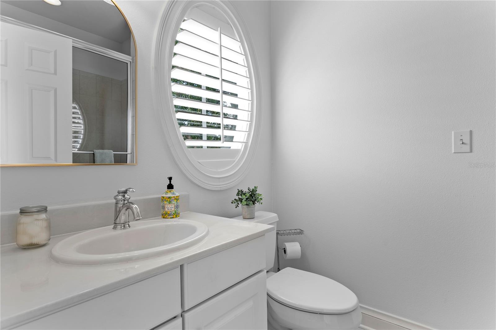 Listing photo id 51 for 901 Harbour Bay Drive