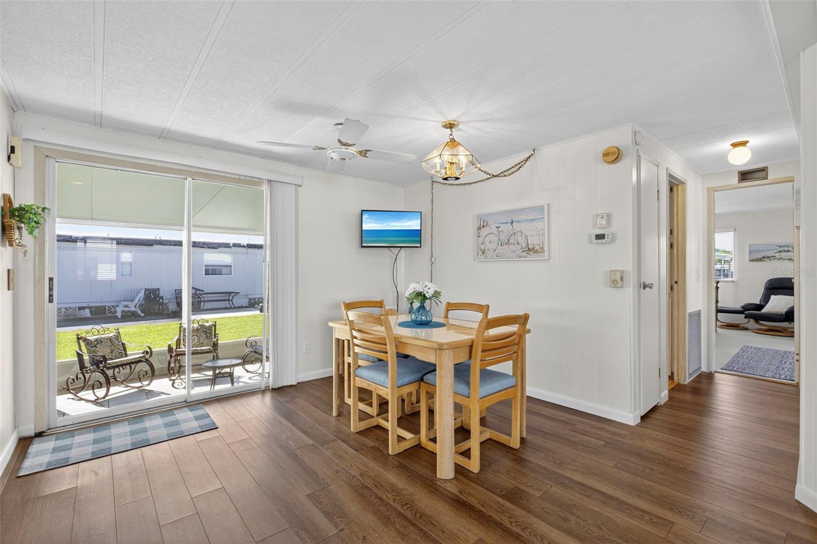 Image 10 of 74 For 635 Los Altos