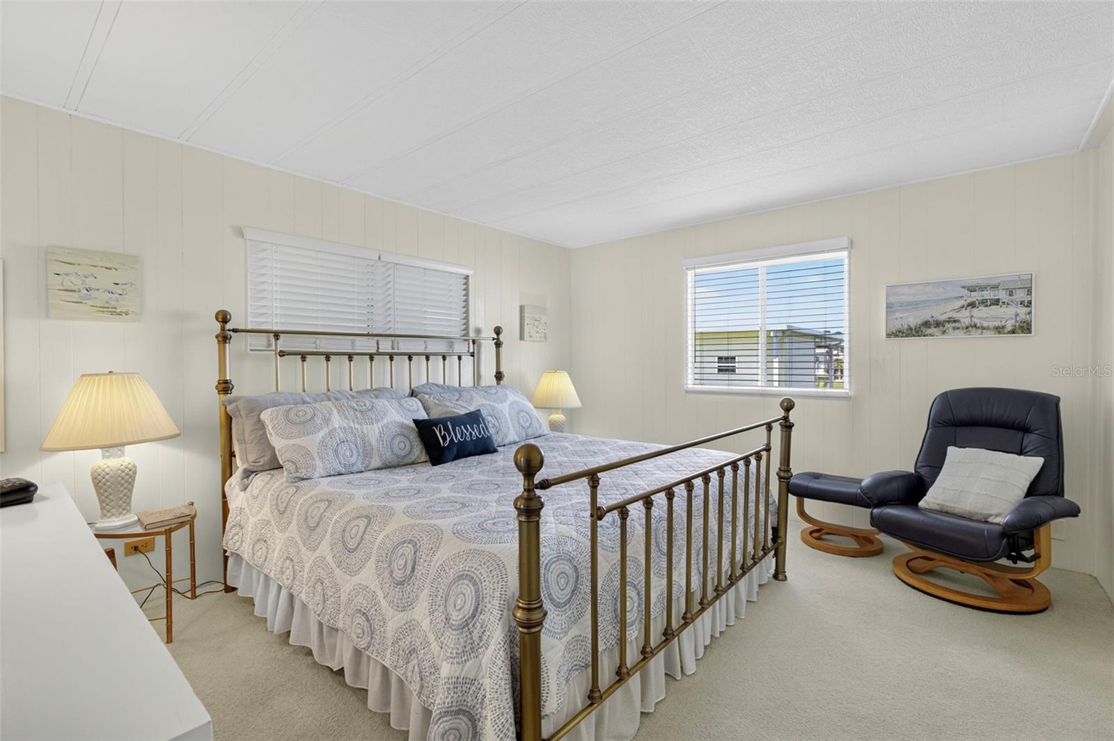 Image 20 of 74 For 635 Los Altos