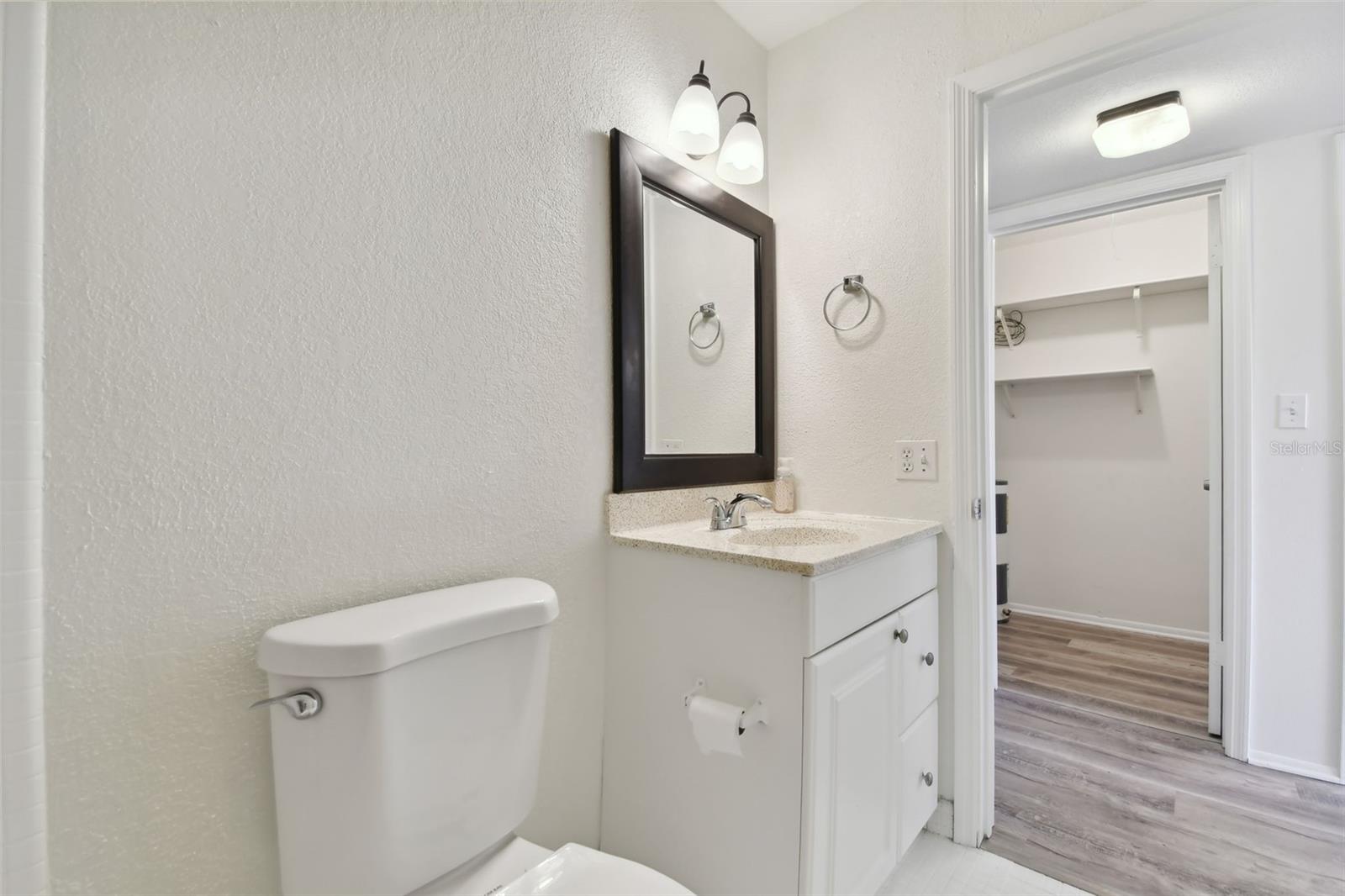 Image 14 of 52 For 350 79th Avenue N 336